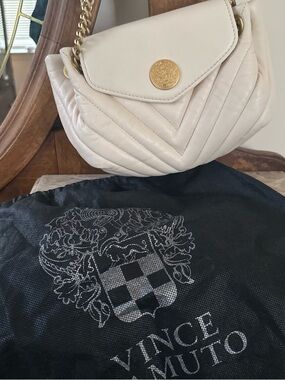 Vince Camuto ivory chevron quilted crossbody with gold-tone medallion